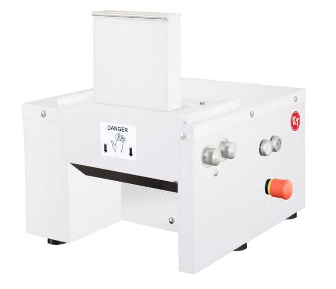 a12593c0-fd23-4fa0-86f4-7215eae8dd27